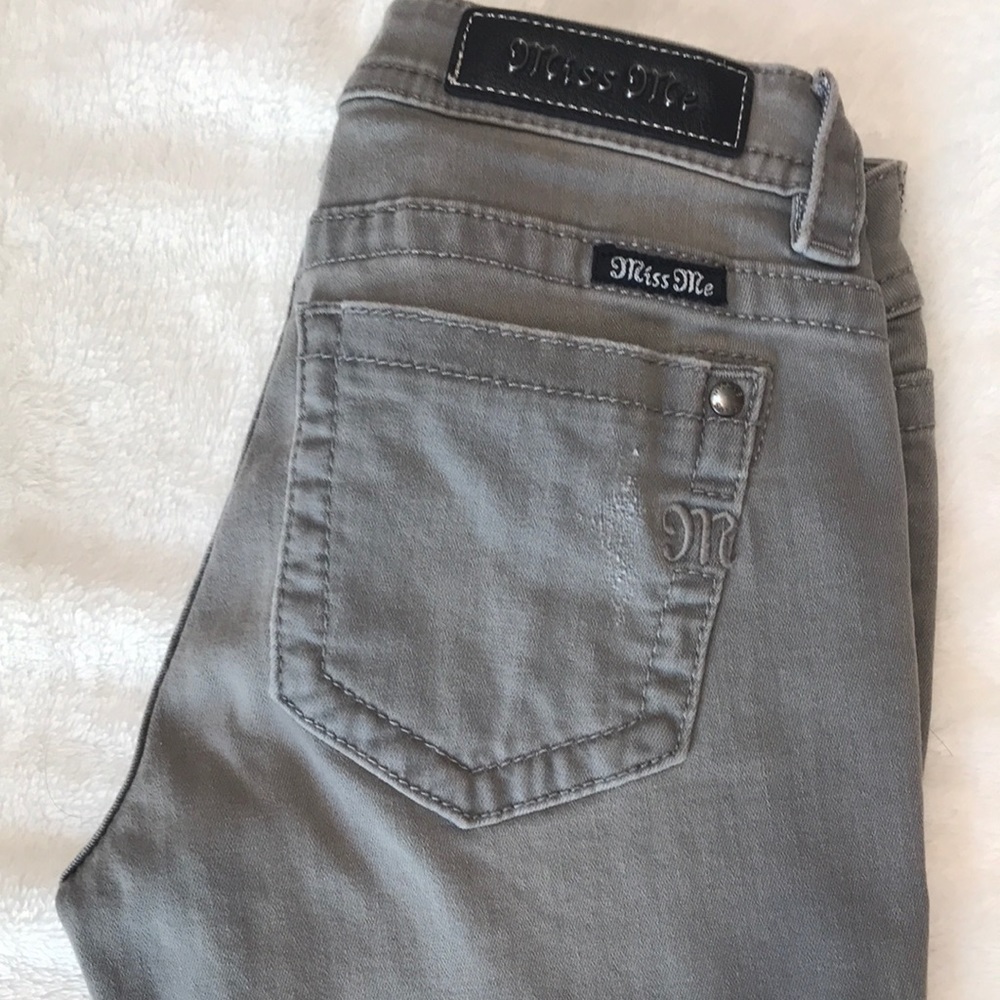 Miss Me Destructed Jeans